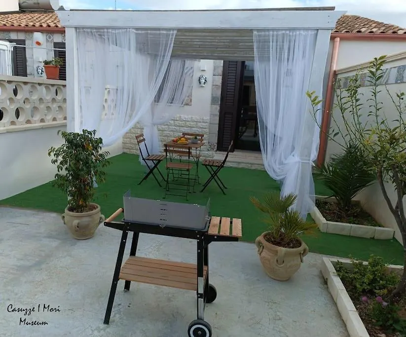 Casuzze I Mori Museum Apartment Marzamemi Italy
