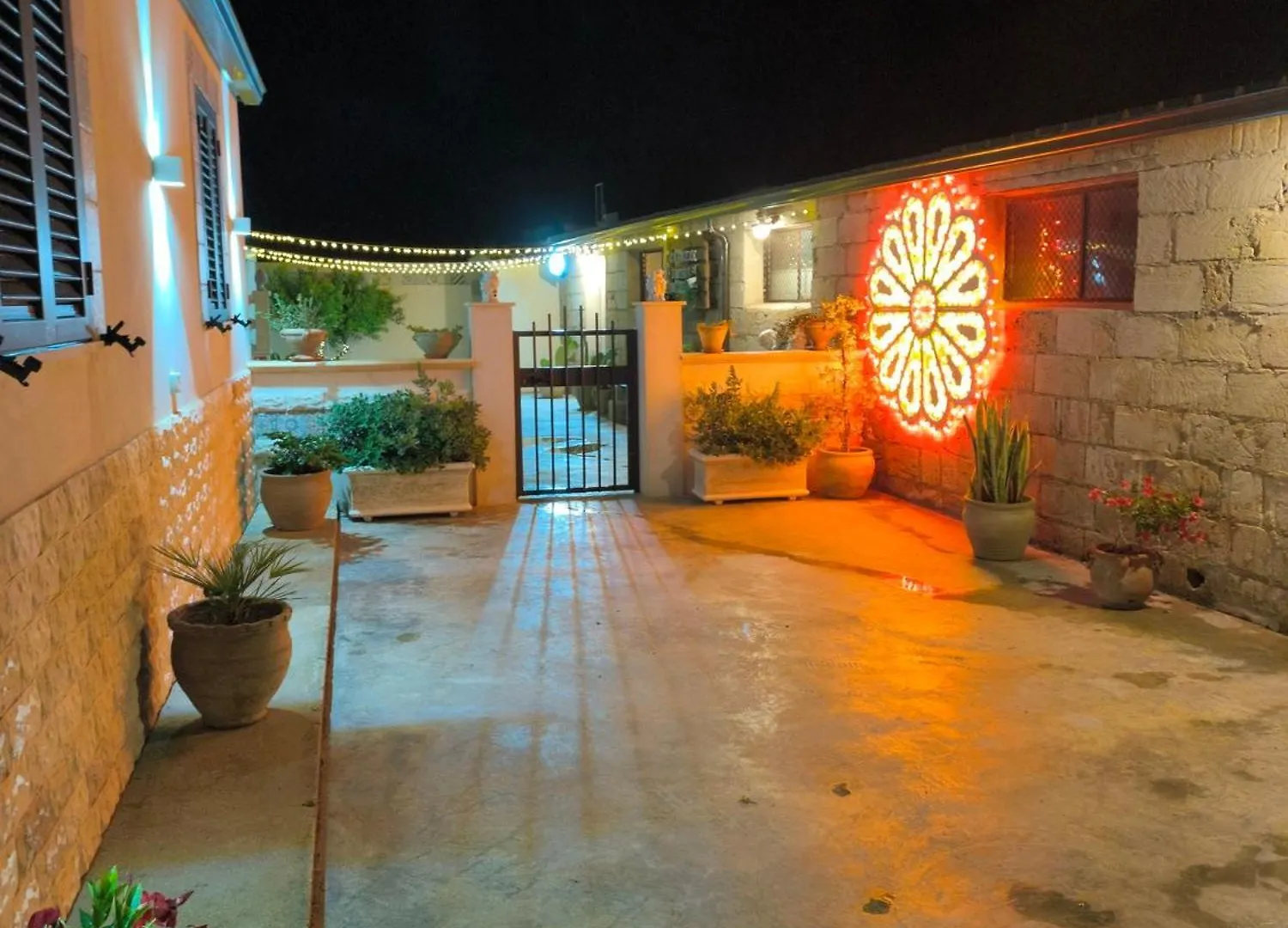 Casuzze I Mori Museum Apartment Marzamemi 0*,