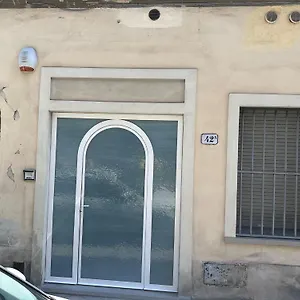 apt-san-frediano.it-tuscanyhotel.com/